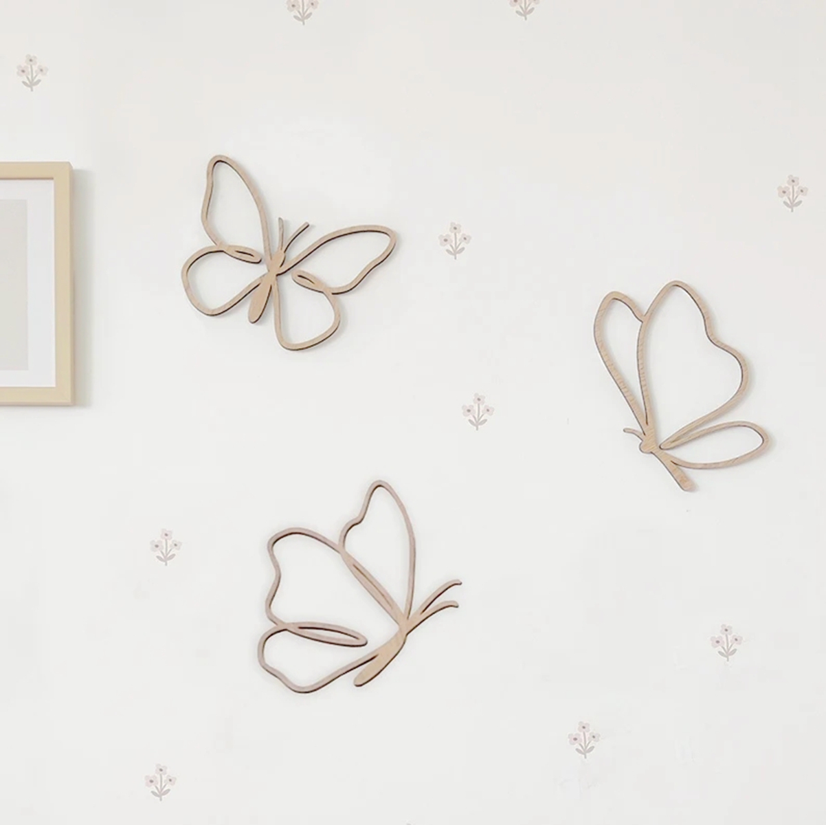 Baby Nursery Letters - Drewniany Znak z Motylami, Drewniana Dekoracja